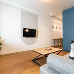 F & B Collection - City Central Suite For 3