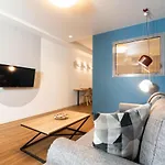 F & B Collection - City Central Suite For 3
