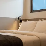 F & B Collection - City Central Suite For 3