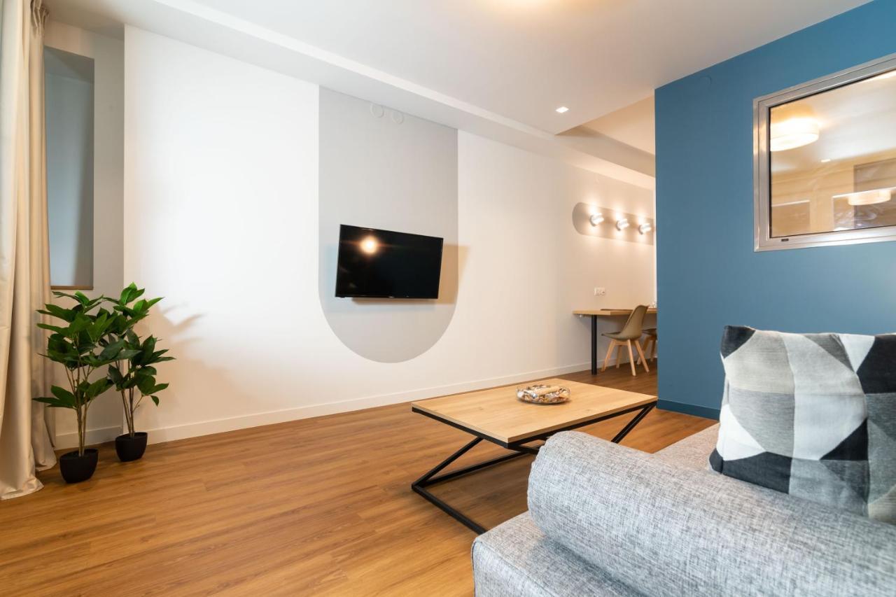 F & B Collection - For 3 Apartment Thessaloniki