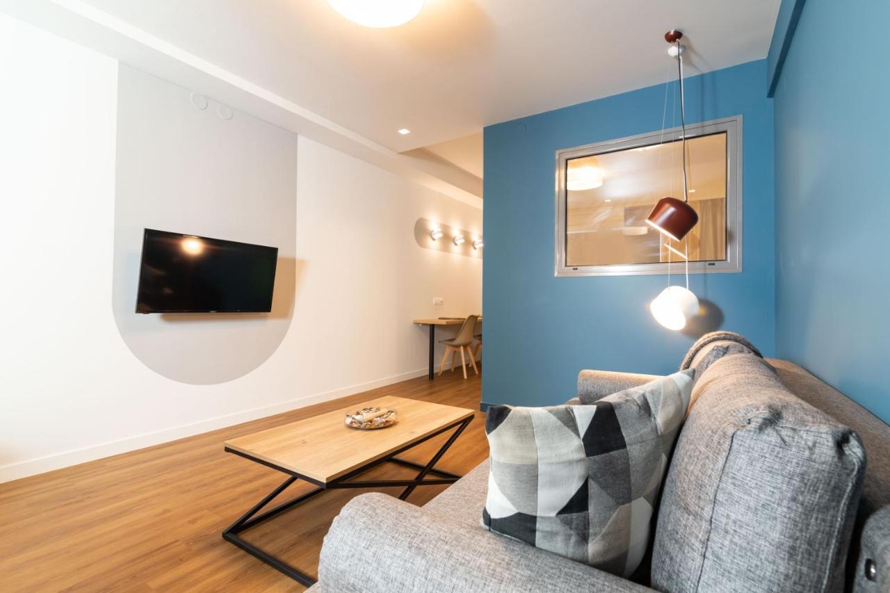 Apartment F & B Collection - For 3