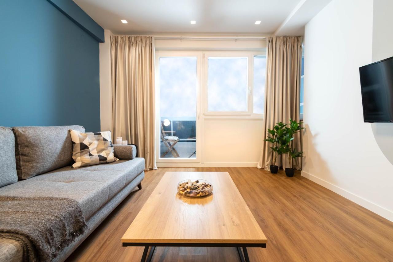 F & B Collection - For 3 Apartment